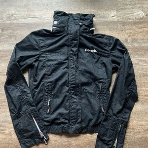 Bench high collar light jacket